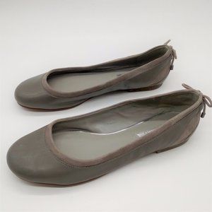 Ecco 39 Gray Leather Slip On Ballet Comfort Flat Shoes round Toe Bow Back 8 8.5
